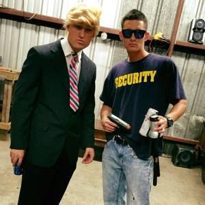 Meet your Posher, Devin